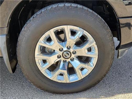 2021 Nissan Titan SL