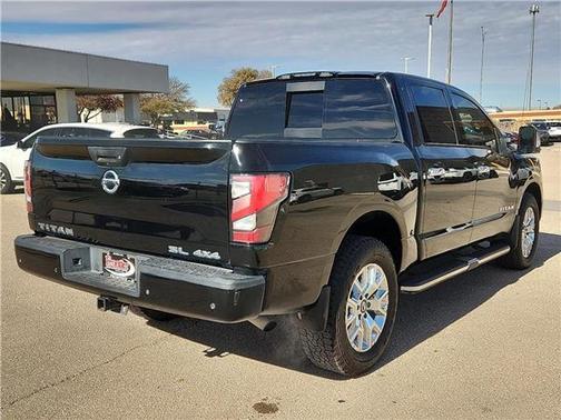 2021 Nissan Titan SL