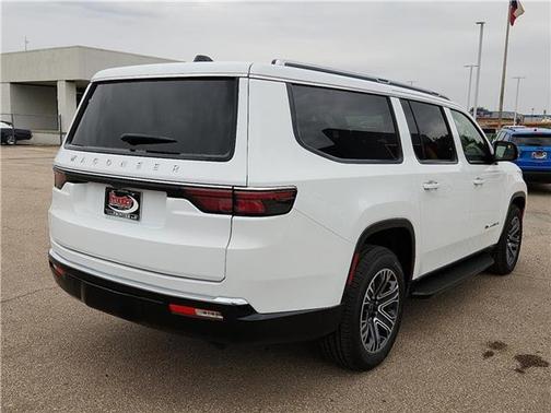 2025 Jeep Wagoneer L Base