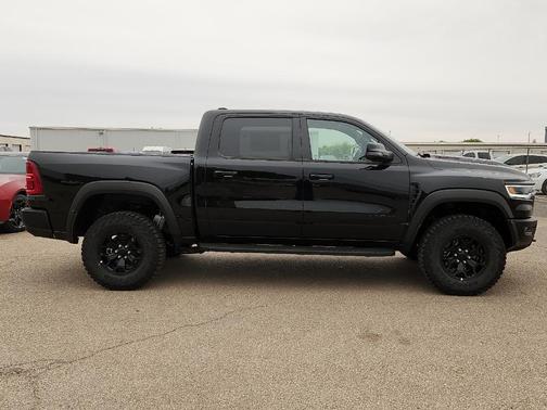 Diamond Black 2026 RAM 1500 RHO
