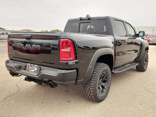 Diamond Black 2026 RAM 1500 RHO