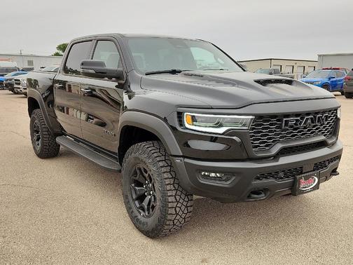 Diamond Black 2026 RAM 1500 RHO