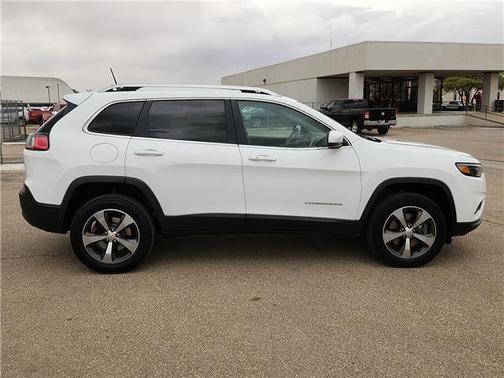 White 2019 Jeep Cherokee Limited