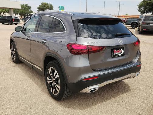 Black 2025 Mercedes-Benz GLA 250 Base
