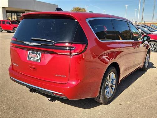 2026 Chrysler Pacifica Limited