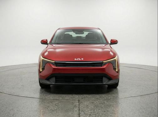 Currant Red 2025 Kia K4 LXS