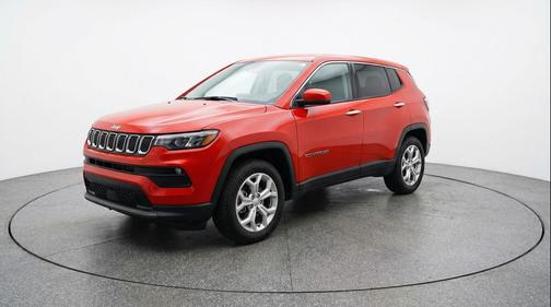 Red Hot Pearlcoat 2025 Jeep Compass Latitude