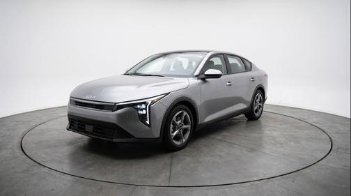 Steel Gray 2025 Kia K4 LXS