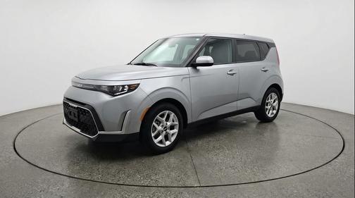 Steel Gray 2025 Kia Soul LX