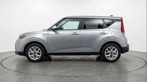 Steel Gray 2025 Kia Soul LX