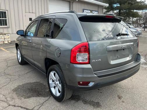 2012 Jeep Compass Sport