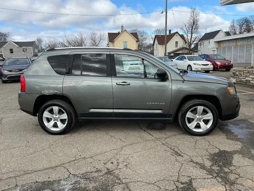 2012 Jeep Compass Sport