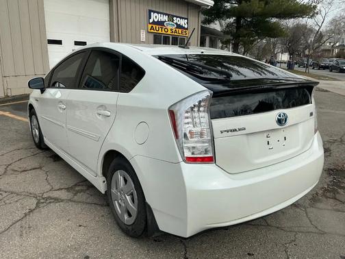 2010 Toyota Prius V