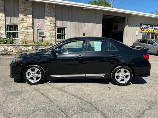 Black 2013 Toyota Corolla S