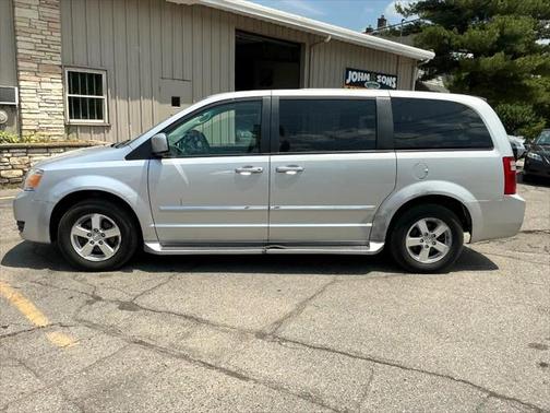 2008 Dodge Grand Caravan SXT