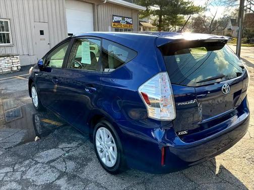 2013 Toyota Prius v Three