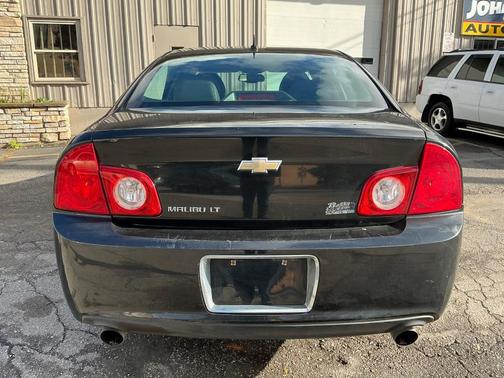 2011 Chevrolet Malibu 2LT