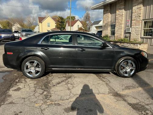 2011 Chevrolet Malibu 2LT