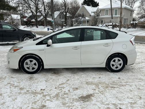 2010 Toyota Prius V