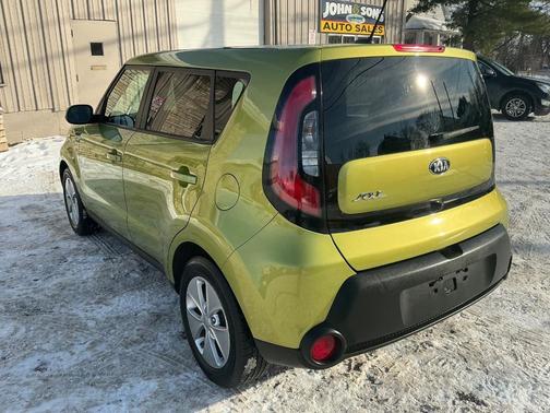 2016 Kia Soul Base