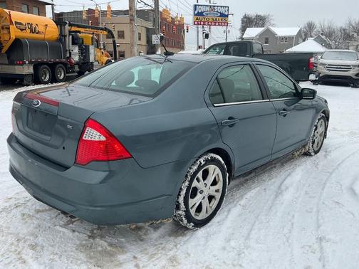 2012 Ford Fusion SE