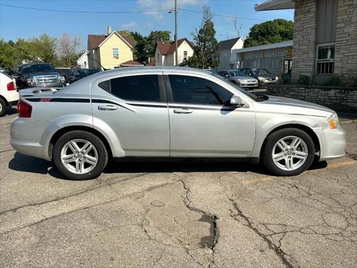 2011 Dodge Avenger SXT