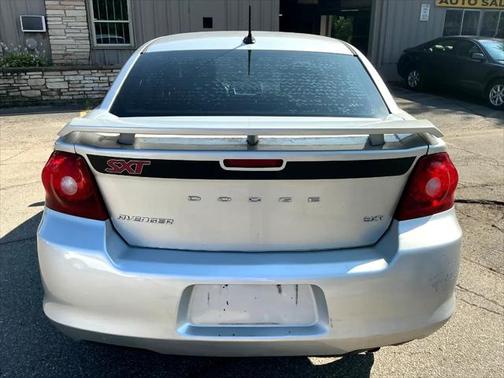 2011 Dodge Avenger SXT