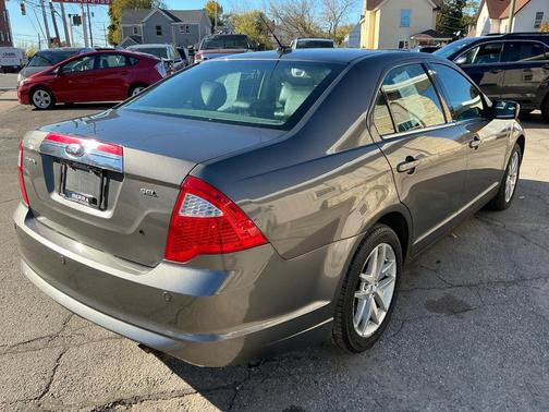 2011 Ford Fusion SEL