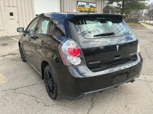 Jet Black Metallic 2009 Pontiac Vibe GT