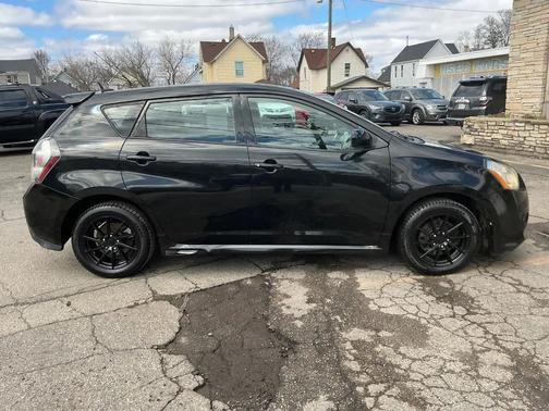 Jet Black Metallic 2009 Pontiac Vibe GT