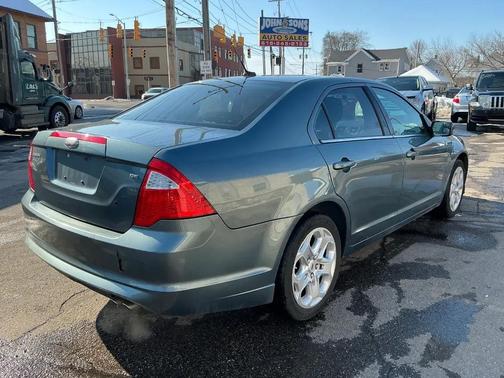 2011 Ford Fusion SE