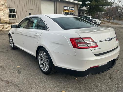 2014 Ford Taurus Limited