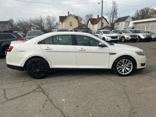 2014 Ford Taurus Limited
