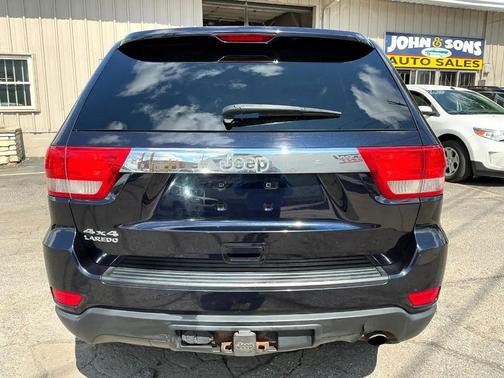 2011 Jeep Grand Cherokee Laredo