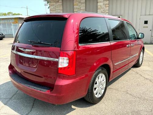 2012 Chrysler Town & Country Touring-L