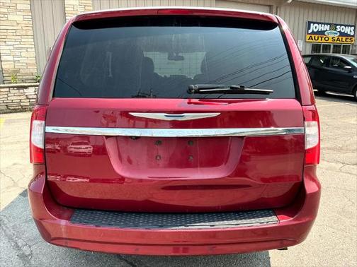 2012 Chrysler Town & Country Touring-L