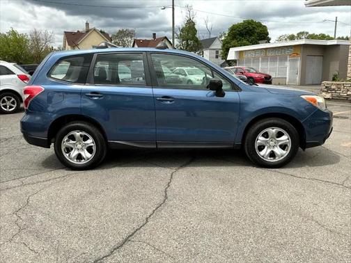 2014 Subaru Forester 2.5i