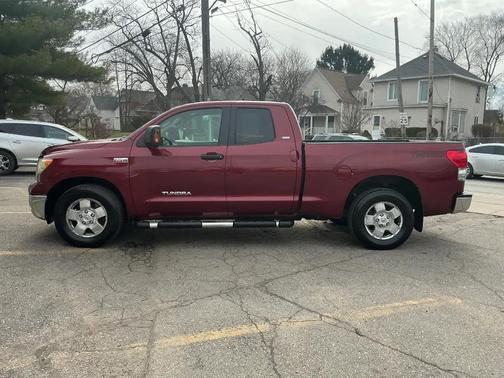 Burgundy 2007 Toyota Tundra SR5