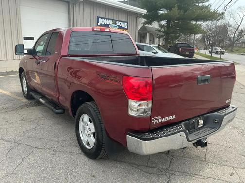 Burgundy 2007 Toyota Tundra SR5