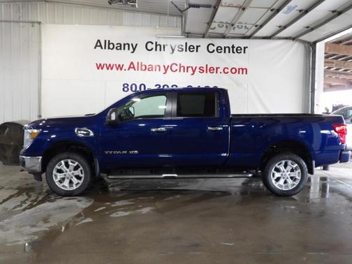 Deep Blue Pearl 2019 Nissan Titan XD SV