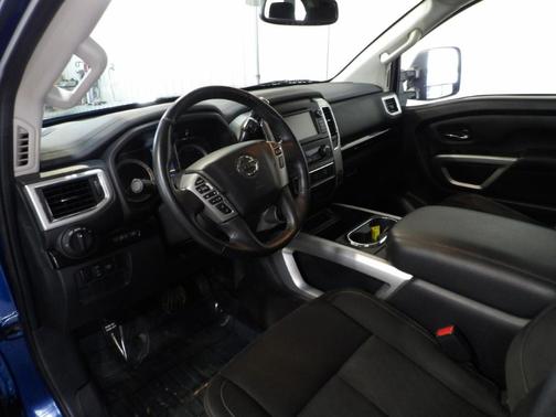 Deep Blue Pearl 2019 Nissan Titan XD SV