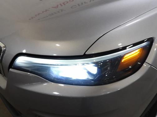 2020 Jeep Cherokee Latitude