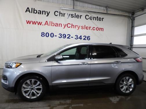 2023 Ford Edge Titanium