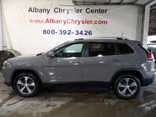 2020 Jeep Cherokee Limited 4WD