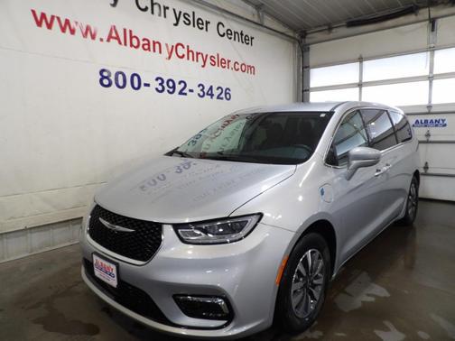 2022 Chrysler Pacifica Hybrid Touring L