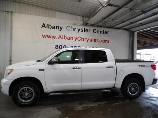 2011 Toyota Tundra Grade