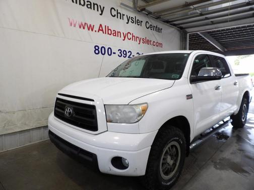 2011 Toyota Tundra Grade