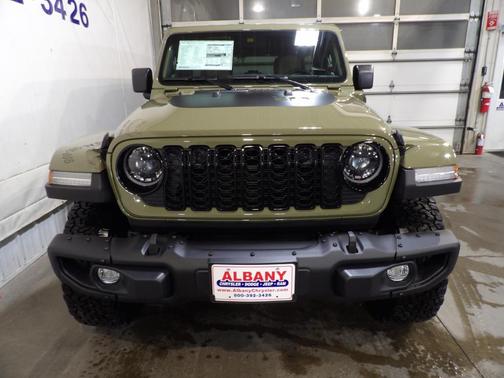 2025 Jeep Wrangler 4xe Sport