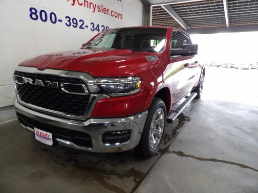 Molten Red Pearlcoat 2026 RAM 1500 Big Horn