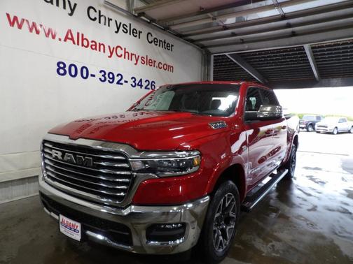 Molten Red Pearlcoat 2026 RAM 1500 Laramie